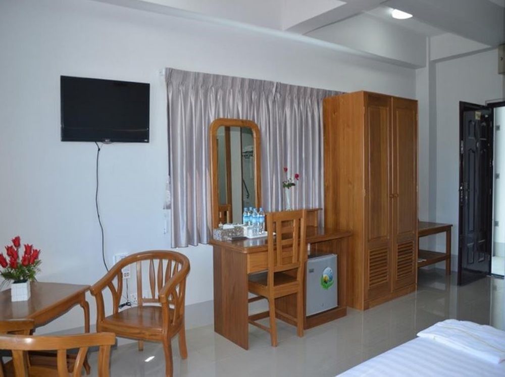 Hotel Maymyo Pyin Oo Lwin Exteriör bild